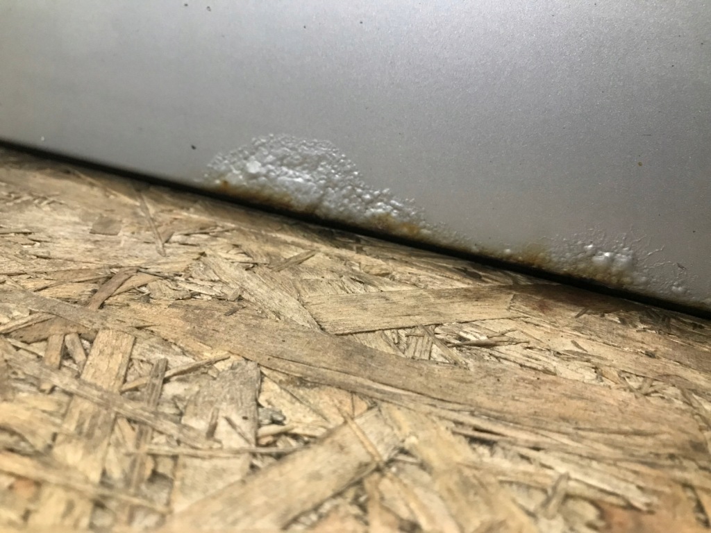 Дверь правое mercedes cl203 Цена