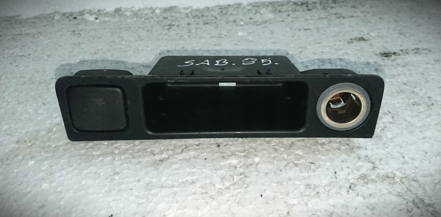 фото №1, Разъём прикуривателя saab 12758685