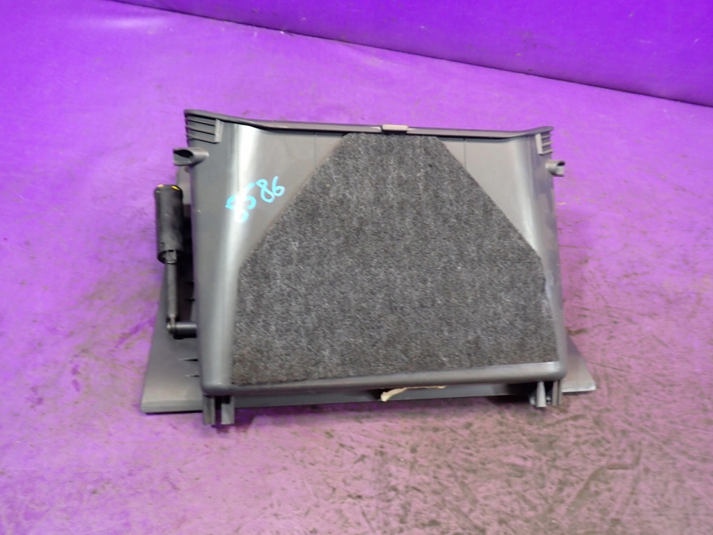 фото №7, Toyota corolla verso ii 01- бардачок пасажира 55551-0f010 europa eu