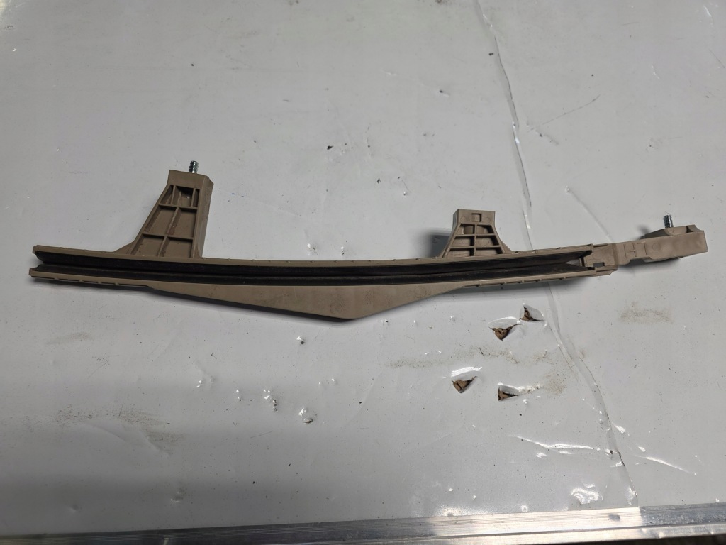 Купити Hyundai tucson iv nx4 20- напрямна скло лівий задній