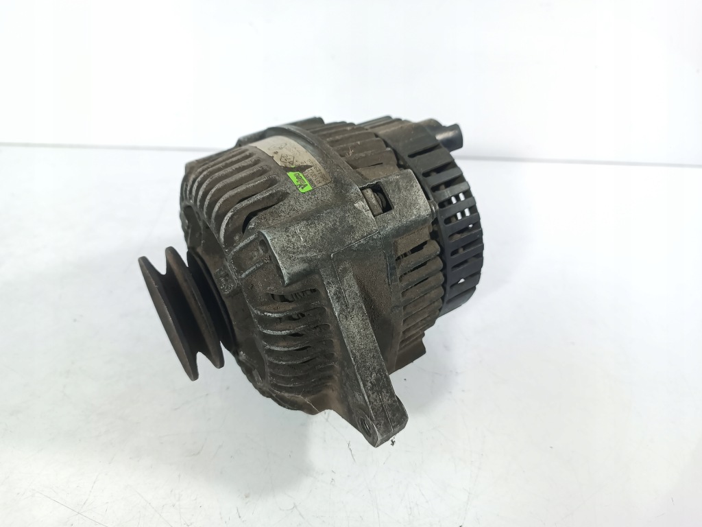 Купити Renault megane scenic 1 генератор оригінальний номер 7700424583
