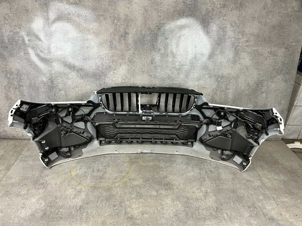 Бампер bmw x1 u11 6x pdc камера комплектный  перед белый 9881907 Оригинал