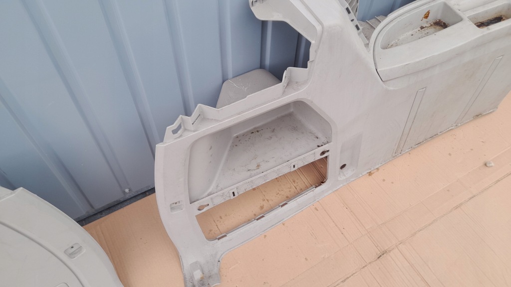 фото №5, Chrysler town country v 10-20 обшивка багажника левый правый usa