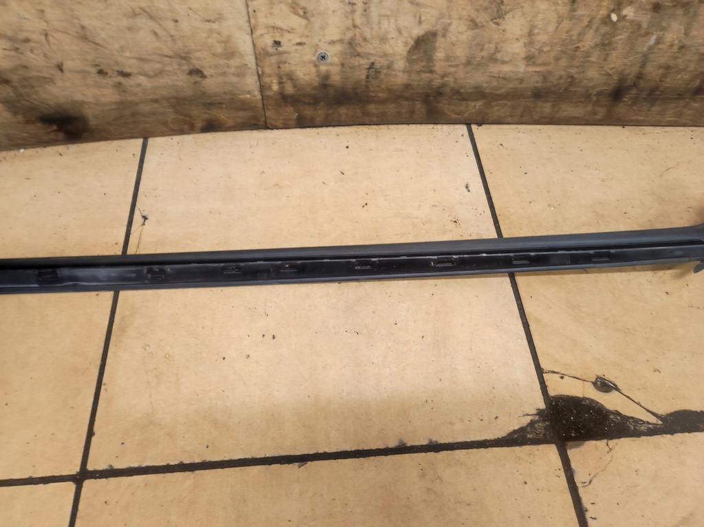 фото №8, Молдинг стекло лобовое левая перед astra l vi 6