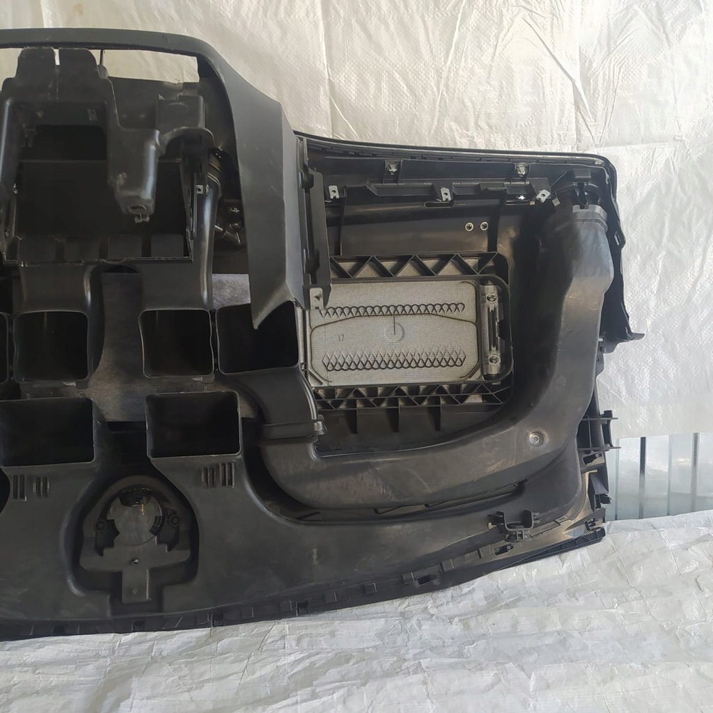 фото №7, Консоль панель приладів подушки безпеки ремені mercedes b w246 oryg.