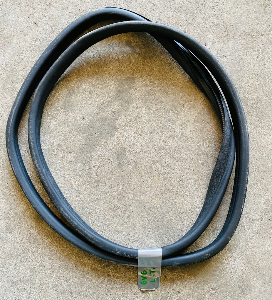 фото №1, Skoda fabia iii прокладка двері ліва 6v6867367f