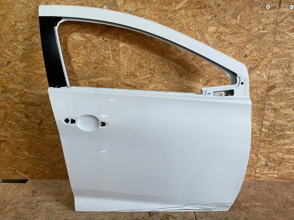 фото №1, Renault zoe дверь правое передние правый перед