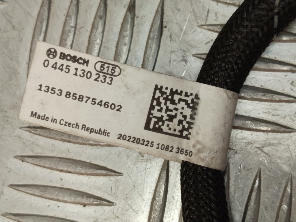 Bmw x1 f48 g20 g21 g30 g31 шланг пабтрубок  топлива 8587546 Киев