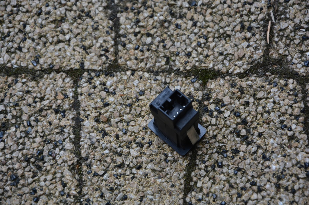 фото №9, Разъём штекер aux vw sharan 5m0035724