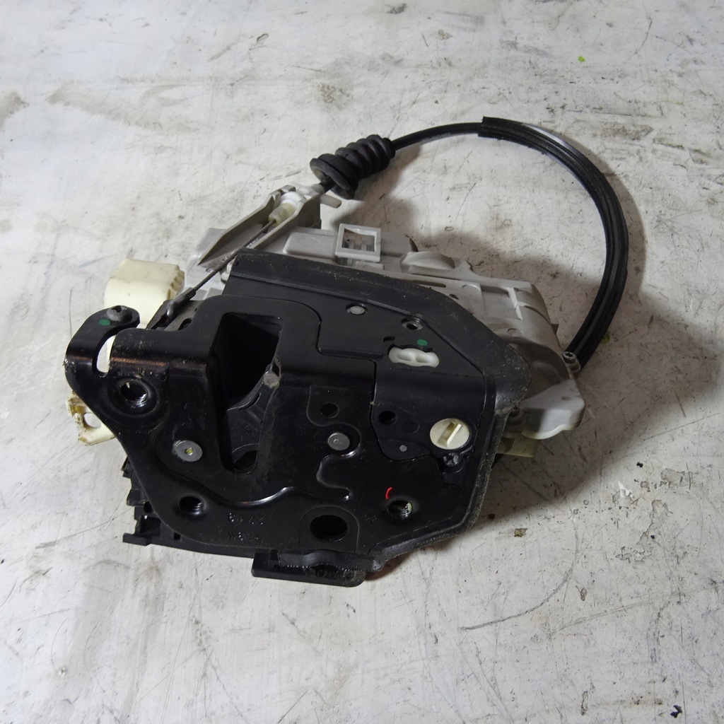 фото №1, Vw passat b7 замок дверь перед правый 3c1837016a