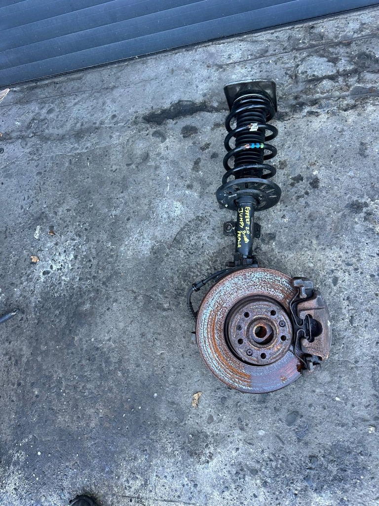 фото №1, Peugeot expert citroen jumpy iii 2.0bluehdi амортизационная стойка правый