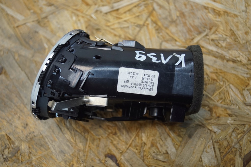 фото №9, Решётка обдув правая mercedes w204 lift a2048306254