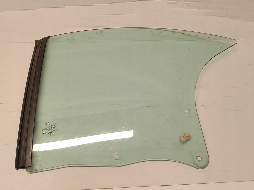 фото №1, Скло задня ліва peugeot 308 t7 cc