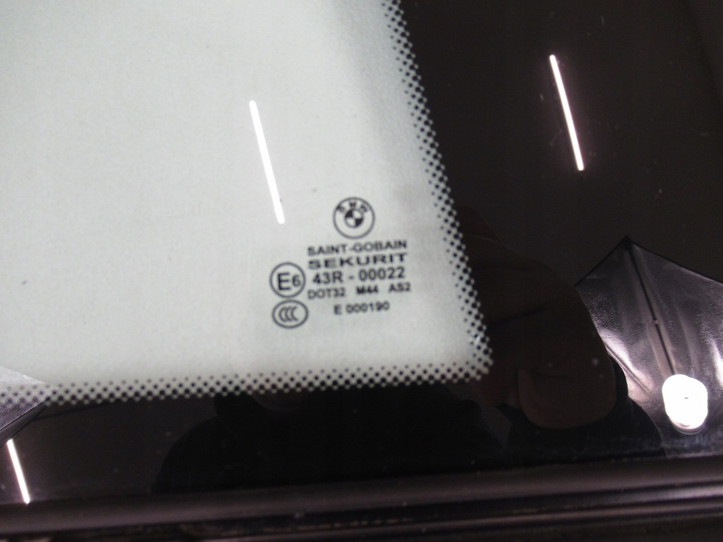 фото №2, Стекло правый задняя bmw e63 as2