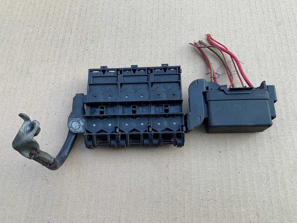 фото №1, Коробка запобіжників 5j0937548 skoda fabia ii оригінал