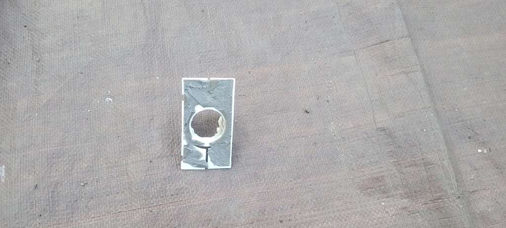 фото №1, Mazda mx30 кронштейн корзина датчика pdc