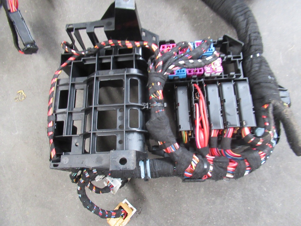 фото №7, Audi r8 5.2 cabrio 420 джгут електропроводка салону