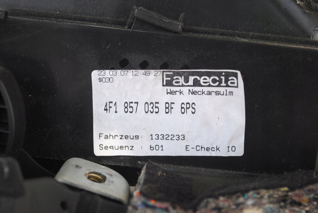 фото №8, Бардачок пасажира 4f1857035bf soul audi a6 c6