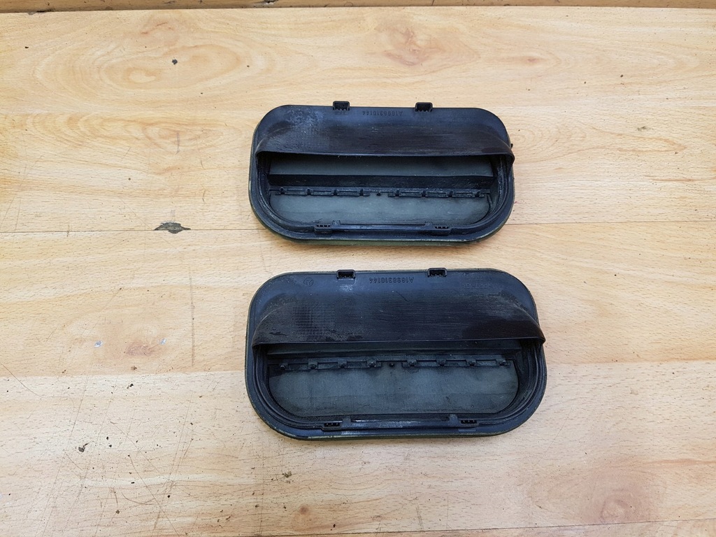 фото №1, Решітка вентиляційна задня mercedes w245