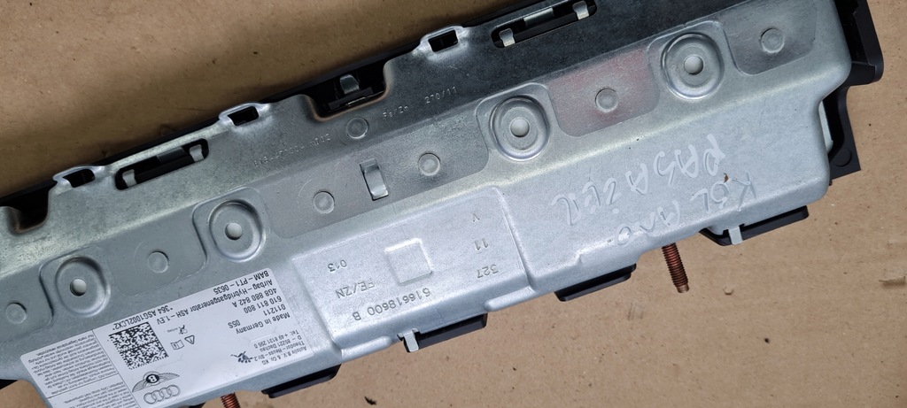 фото №8, A7 4g подушка колінна права 4g8880842a a6 c7 4g