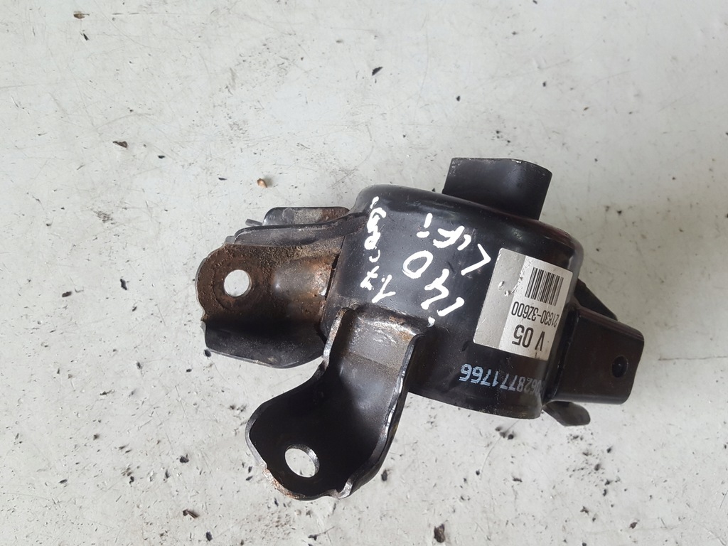 фото №1, Hyundai i40 lift 1.7 crdi кронштейн подушка двигателя