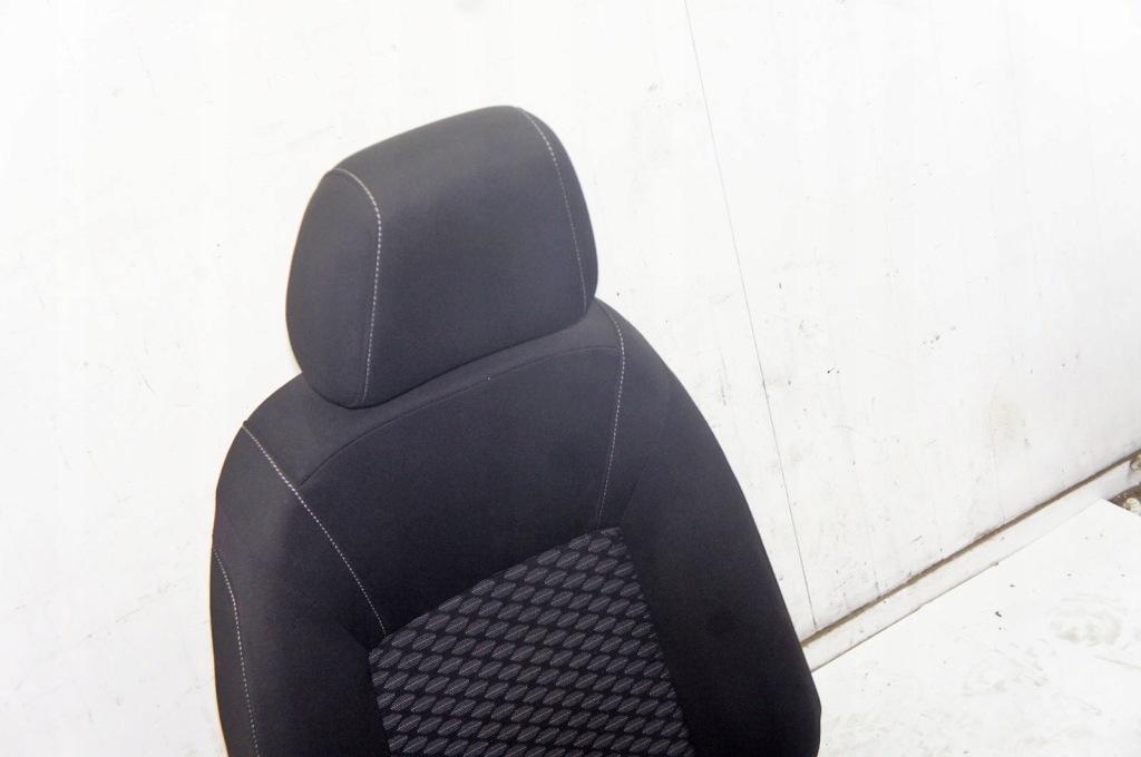 Sg237 opel astra k сиденье левый перед в Украине