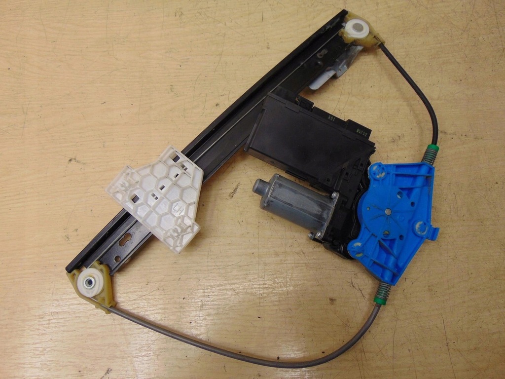 фото №6, Механизм стекло левый задняя audi a4 b7 europa