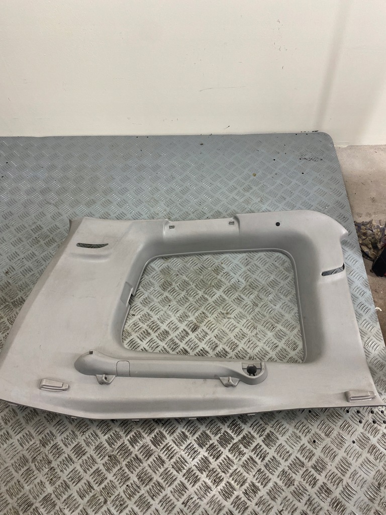 фото №1, Mitsubishi pajero iii защита стойка левый задняя 5d mr391225