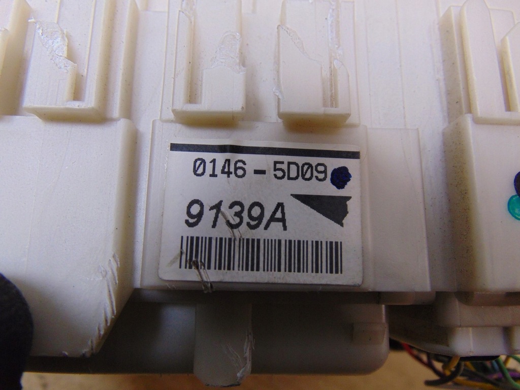 фото №12, Модуль bsi коробка предохранителей toyota prius ii hybrid 5e31-1220