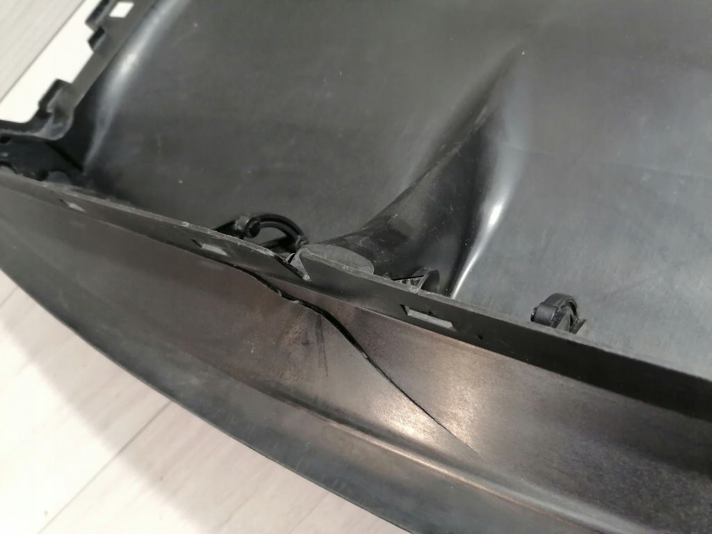 Tesla 3 корпус радіатора жалюзі 1076732-00-h Зі Шроту