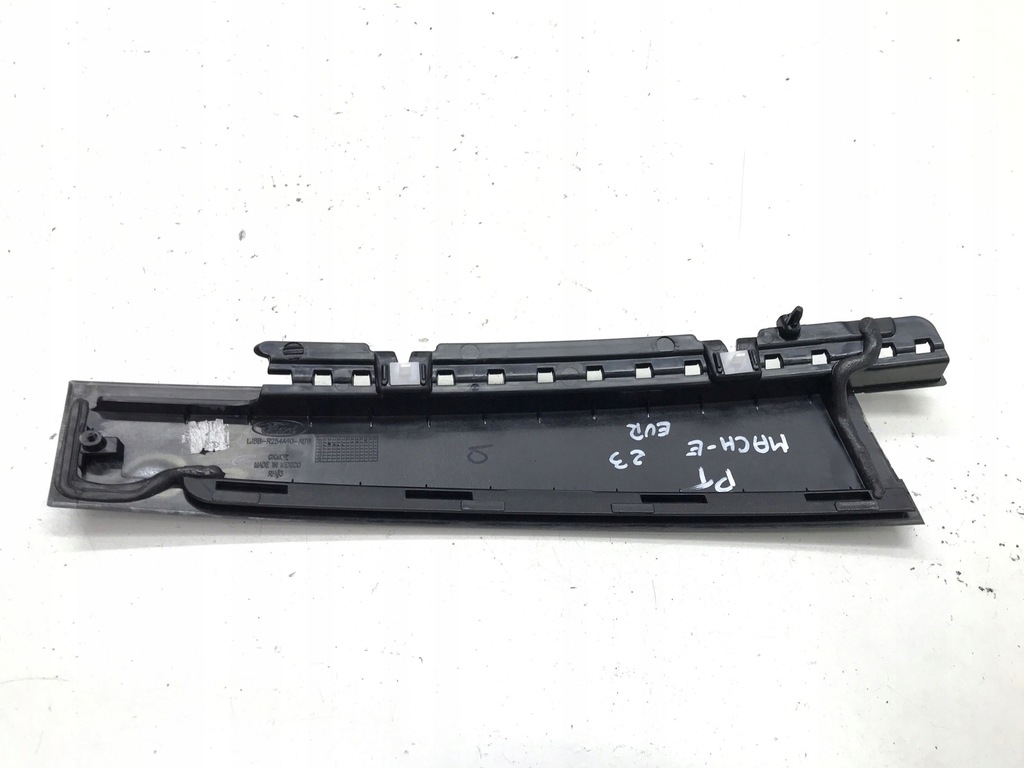 фото №3, Ford mustang mach-e молдинг защита заглушка дверь правый задняя lj8b-r254a40-abw