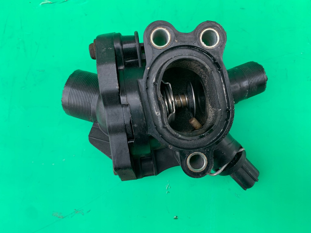 фото №3, Корпус термостата volvo v50 s40 ii 04- 2.4b 170km