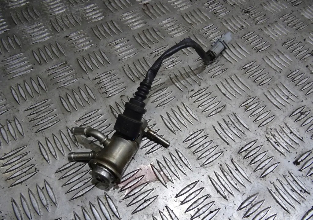 фото №1, Mercedes vito w447 1.7 cdi форсунка adblue 208997976r