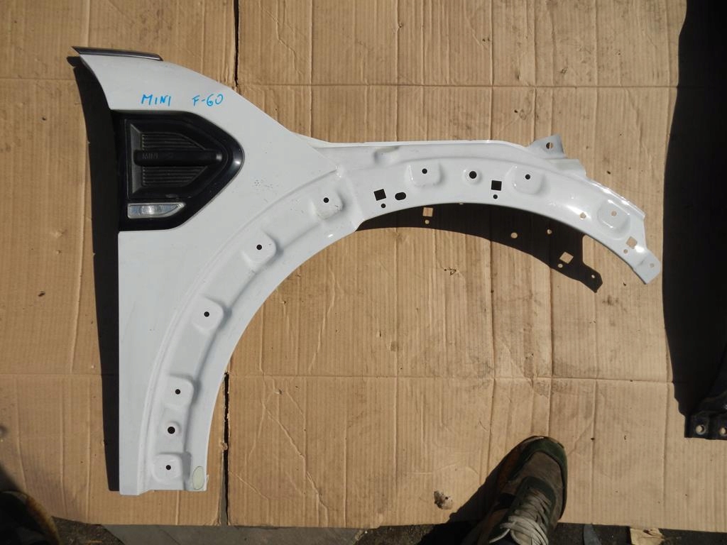 фото №1, Mini f60 countryman правый передний крыло