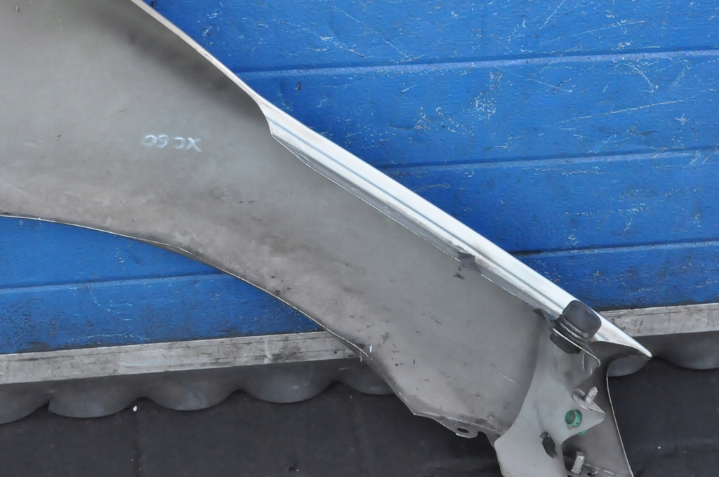 фото №11, Volvo xc60 i крыло левый перед передний 30762401