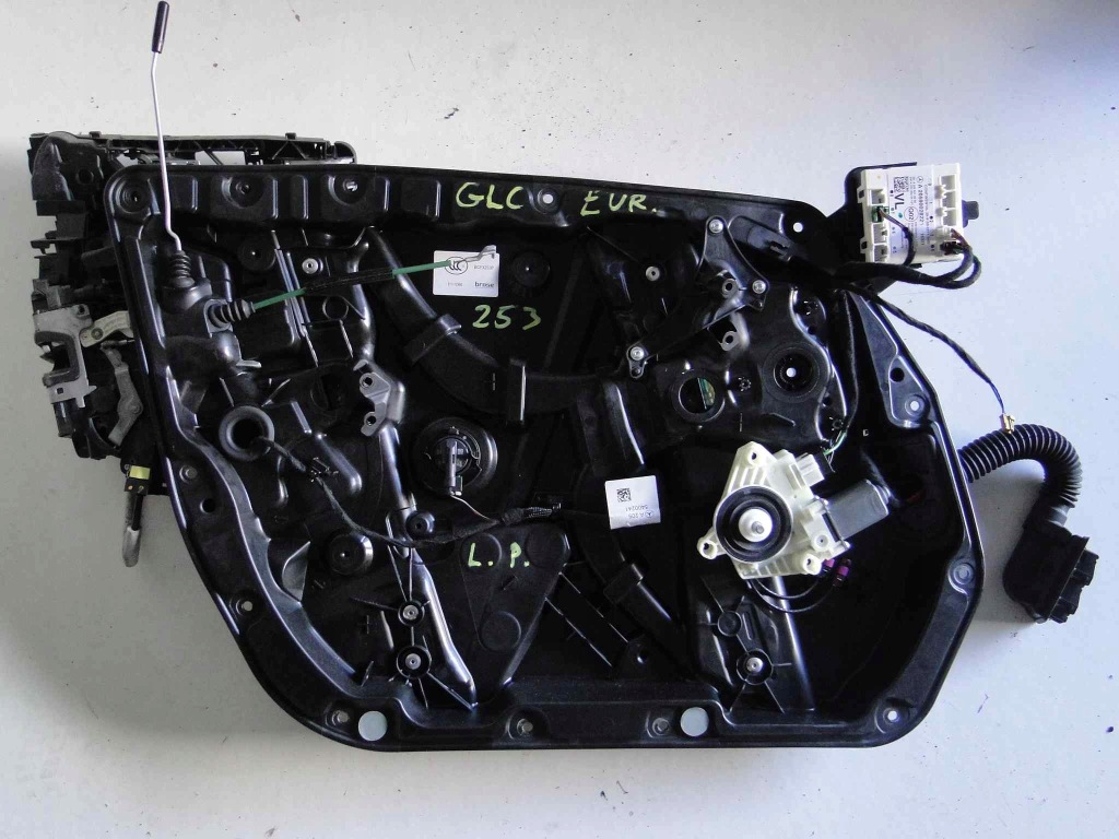 фото №9, Mercedes glc x253 253 замок дверь левая передние