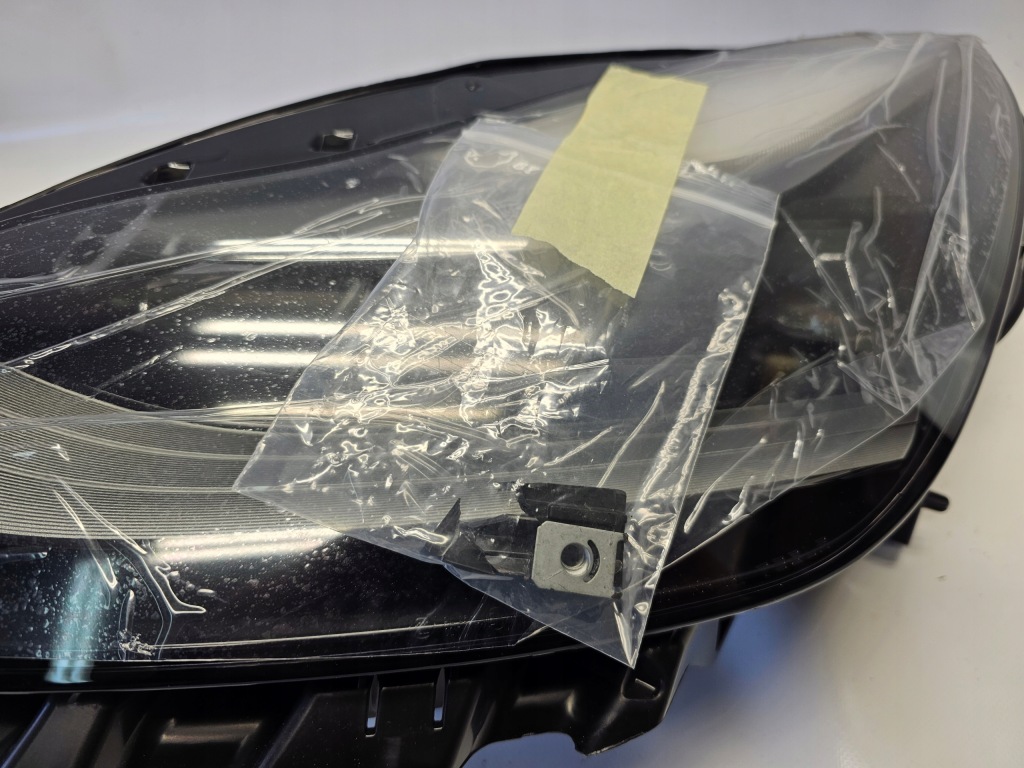 Фара full led tesla model 3 рестайлінг  / model y 2023- лівий перед європа  ліва Зі Шроту