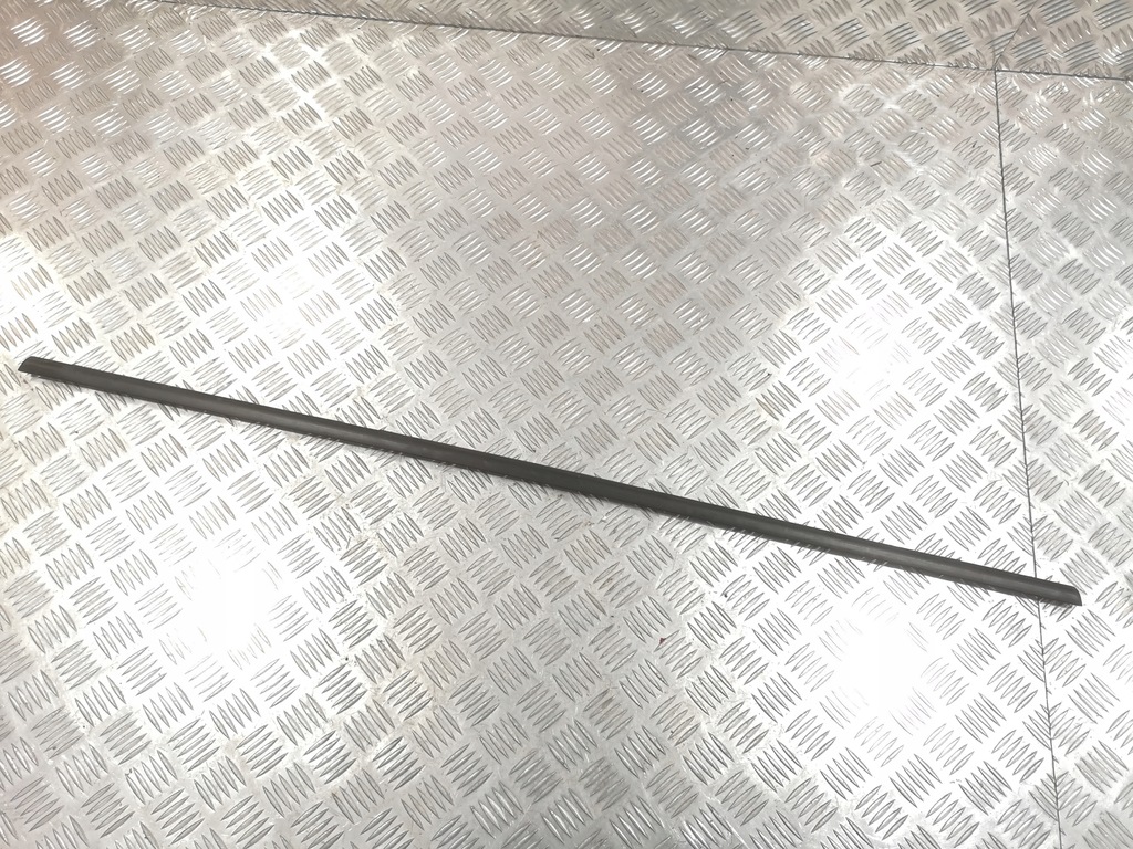 фото №1, Молдинг уплотнитель дверь правый задняя bmw x5 e70 mat