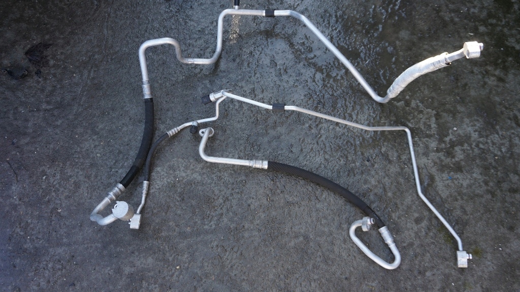 фото №1, Volkswagen tiguan 5n шланг кондиционера 5n0820721l