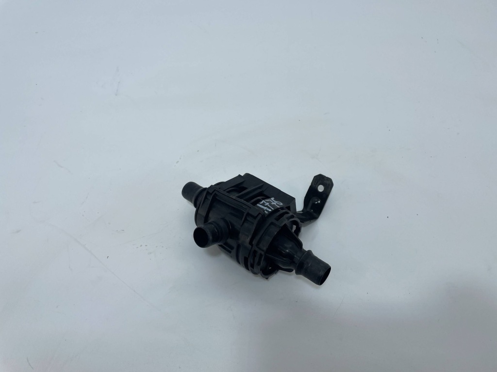 Купить Дополнительная насос воды renault megane iv clio v 212008315r