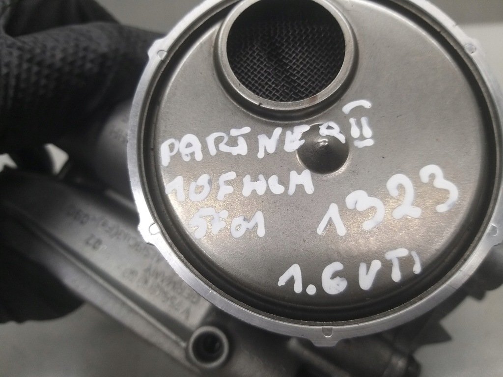 Насос оливи sprawdzona 1.6 1.4 vti 5f01 partner 308 r56 c3 v759401080 Доставка