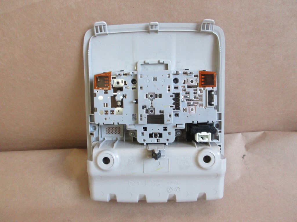 фото №3, Mazda cx5 ii 2017- лампа освещение кабины