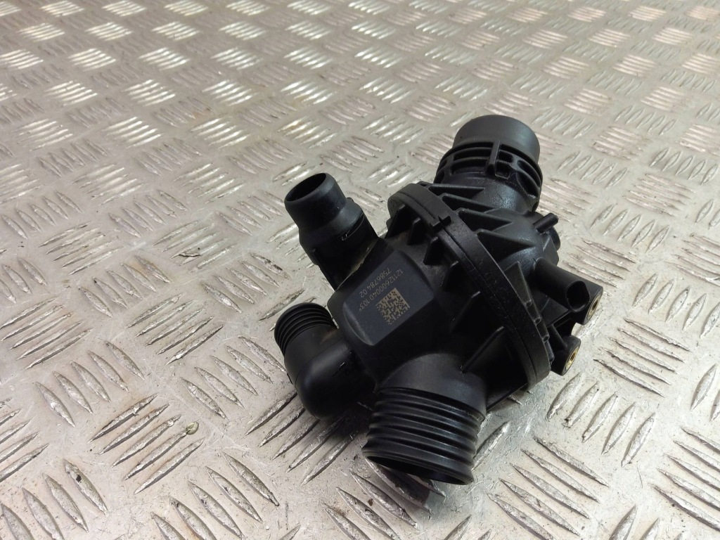 фото №8, Bmw x3 f25 2013 термостат / корпус термостата