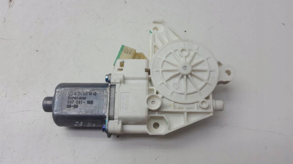 фото №1, Моторчик стекло правый перед mercedes gl x164