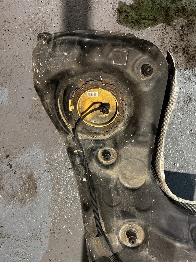 фото №9, Бак топлива a8 d4 4h0201021bj