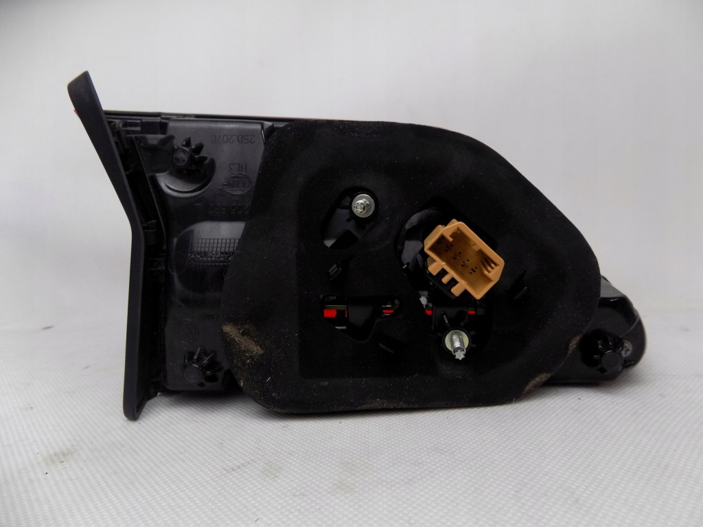 фото №8, Vw tiguan 5na лампа правая задняя 5na945094g