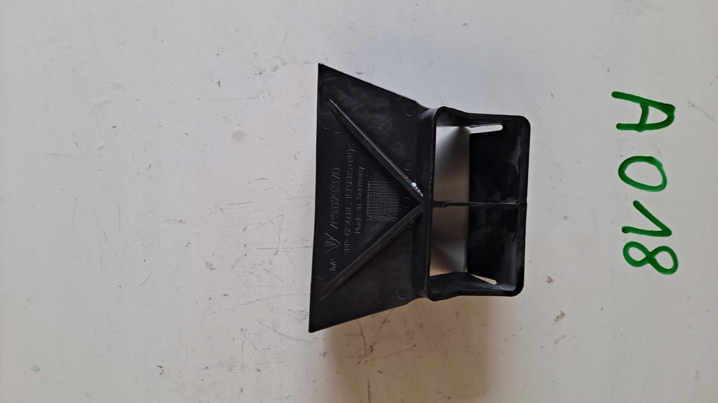 Купити 7p5825370 porshe cayenne прямоток повітря