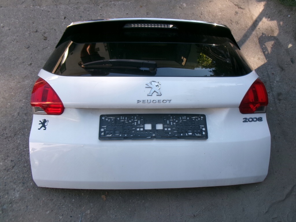 фото №1, Peugeot 2008 i крышка багажника задняя багажника комплектная