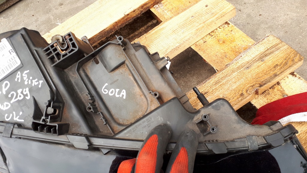 фото №6, A5 8t s5 lift лампа правая перед передняя bixenon uk 8t0941006d