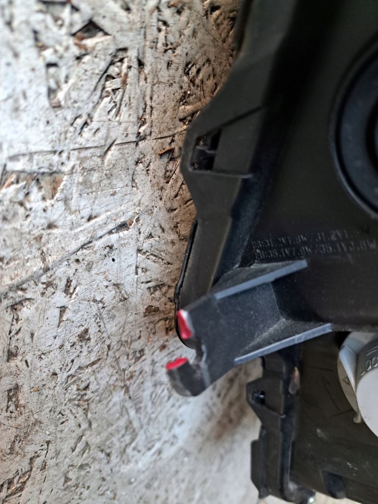 Mazda 3 full led фара лівий перед ліва Недорого